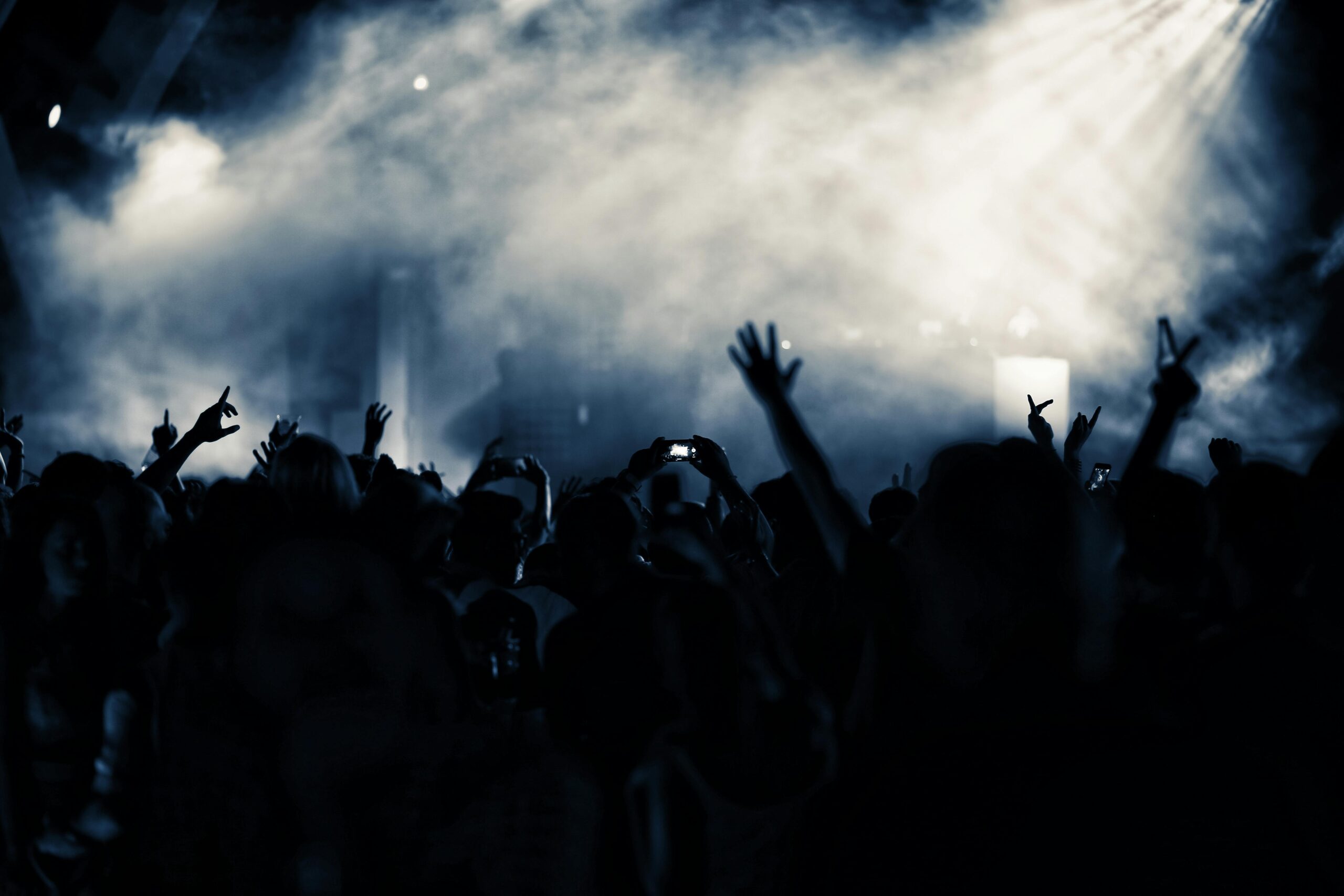 A budapesti éjszaka zsebre vágva: az eligazodás és a Nightlife applikáció